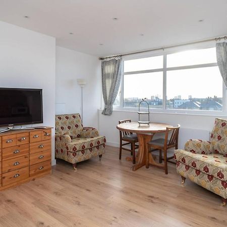 Guestready - Wonderful 2Br By Queen'S Park London Bagian luar foto